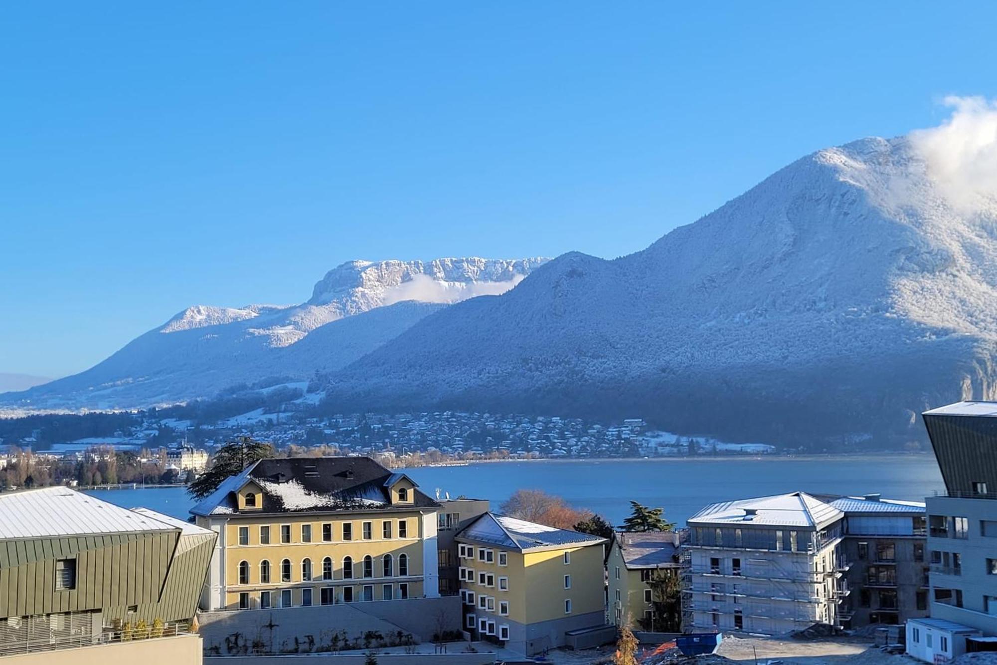 Le Tableau Du Lac 507 - 2 Bedrooms Apartment With Lake View Terrace Annecy Bagian luar foto