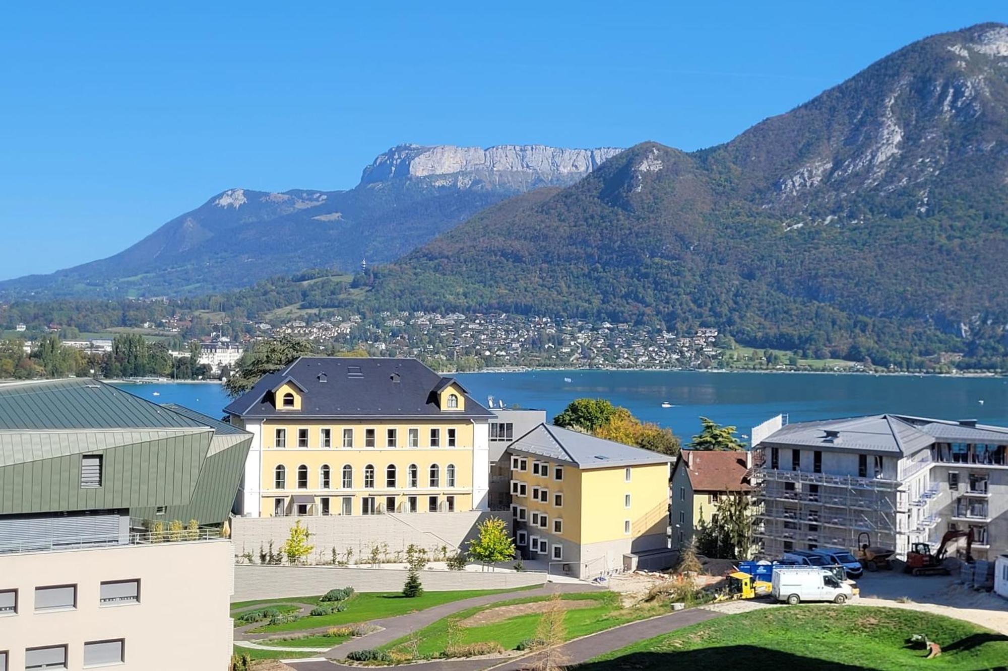 Le Tableau Du Lac 507 - 2 Bedrooms Apartment With Lake View Terrace Annecy Bagian luar foto